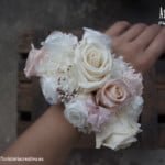 corsage de flores preservadas