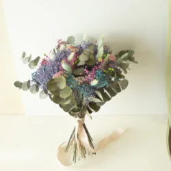 Poet, bouquet de flores secas