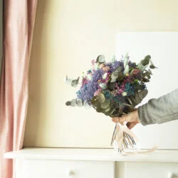 Poet, bouquet de flores secas